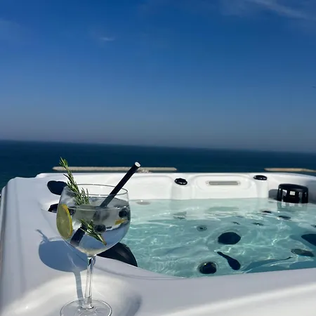 Hotel Cosmos 2*