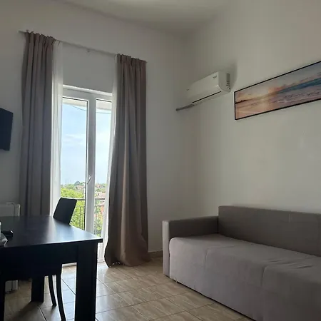 Hotel Cosmos