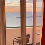 Hotel Cosmos 2*
