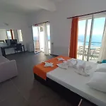 Cosmos Hotel 2*