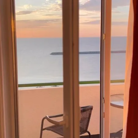 Hotel Cosmos 2*