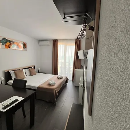 Szálloda Cosmos 2*